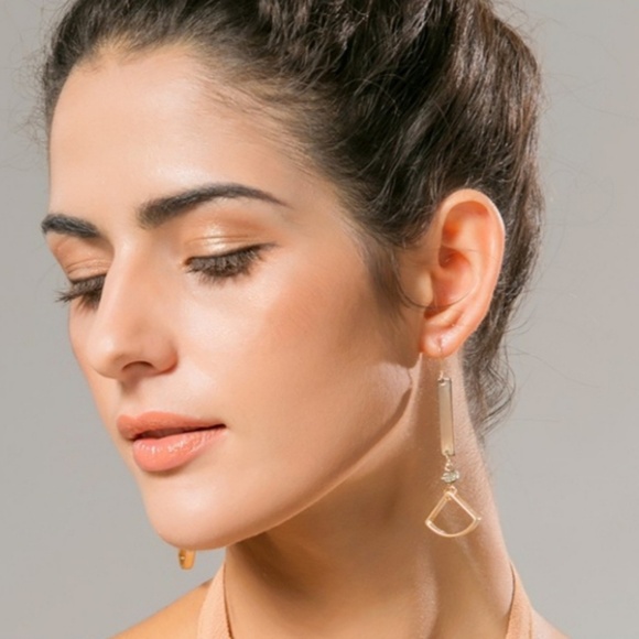 Boho geometric pyrite earrings - Picture 4 of 4